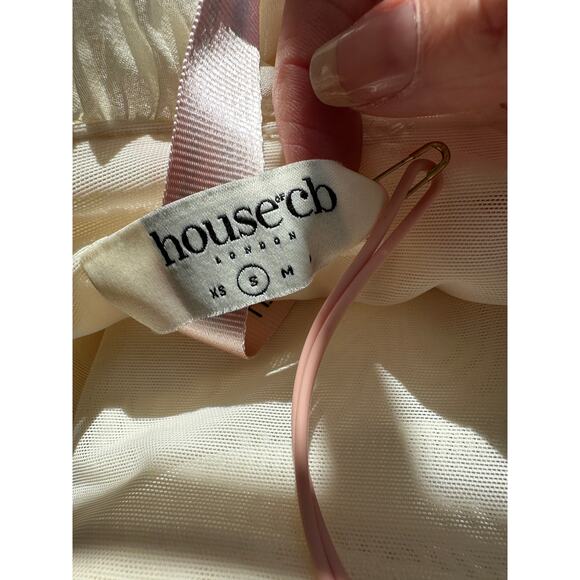 NWT House of CB Solana Ivory Sequin Pleated Tiered Maxi Dress Women’s S - Picture 10 of 15